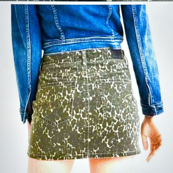 AMERICAN EAGLE • HI-RISE MINI • Size 4 - Picture 13 of 13